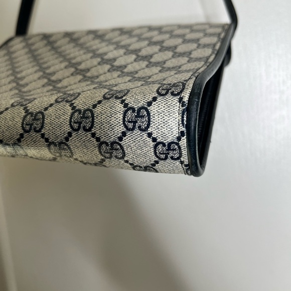 Vintage Gucci Shoulder Bag - Picture 10 of 16